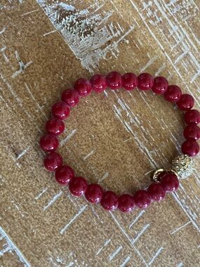 Red Beaded Stretch Bracelet with Gold Accent